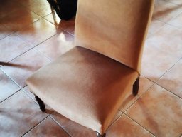 20230407 Tapisserie d'ameublement - Réfection d'une chauffeuse en tissu velour doré IMG_182030