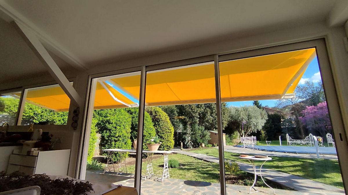 Stores banne coffre modèle Bora 20250424 Stores Banne Bora 1